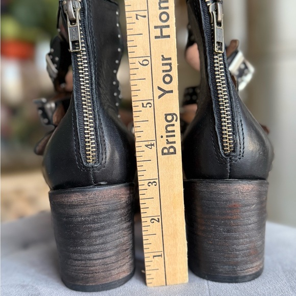 FREEBIRD distressed western country style Black Leather Buckle Ankle Boots - Picture 5 of 13